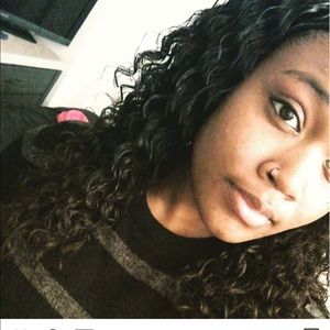 Meet your Posher, Ariana